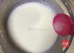 纸杯蛋糕的做法图解1