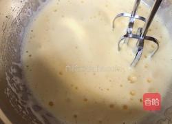 纸杯蛋糕（超级简易无水无油版）的做法图解3