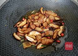 白菜猪肉炖粉条的做法图解5