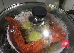 蒜蓉粉丝波士顿龙虾的做法图解3