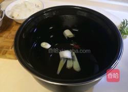 东北白萝卜炖牛肉的做法图解3