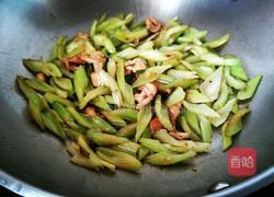 西芹炒肉片的做法图解6