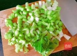 芹菜炒牛腱的做法图解5