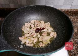 韭菜炒豆腐的做法图解9