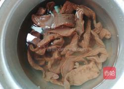 小辣椒炒萝卜干的做法图解1