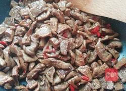 小辣椒炒萝卜干的做法图解5