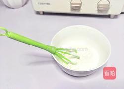 草莓奶油蛋糕的做法图解4