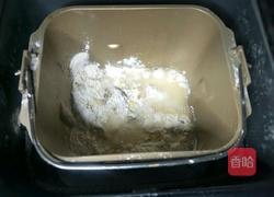 面包机版云石豆沙吐司的做法图解2