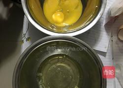 电饭锅蛋糕的做法图解1