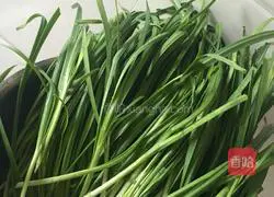 Illustration of how to make leek and egg dumplings 1