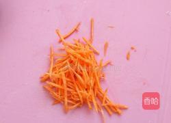 胡萝卜小松饼（8个月宝宝）的做法图解1