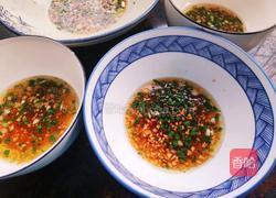 上海荠菜鲜肉馄饨的做法图解3