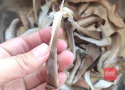 平菇炒肉的做法图解3