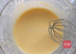 黄桃草莓华夫饼的做法图解4