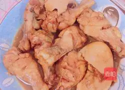 Illustration of how to touch chicken legs with eggs 7