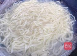 ㊙️懒人必备|10分钟就能吃到的爆香葱油面的做法图解8