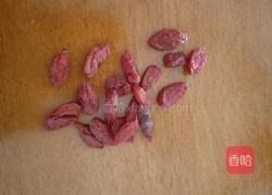 山药红枣枸杞粥的做法图解3