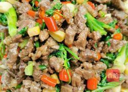 香菜牛肉丁的做法图解4