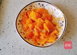 芒果牛奶果冻的做法图解2