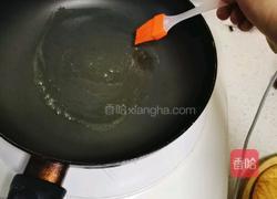 草莓黄桃班戟的做法图解12