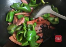 青椒火腿炒蛋的做法图解4