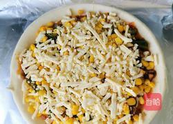 黑胡椒鸡肉玉米披萨的做法图解3