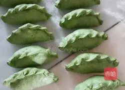 Illustration of how to make mugwort cake 9