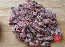 鲫鱼塞肉末的做法图解3