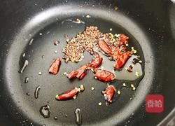 肉丝酱拌面的做法图解2