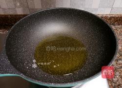 韭黄炒肉丝的做法图解5
