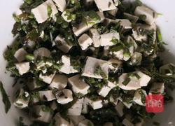 香椿芽拌嘴小豆腐的做法图解5