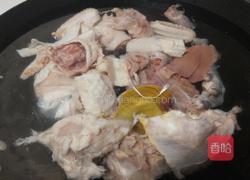 香菇炖鸡的做法图解3