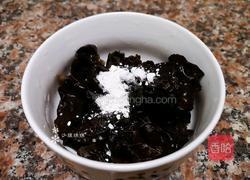 莴笋木耳炒鸡蛋的做法图解2