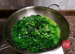 菠菜木耳炒鸡蛋的做法图解3