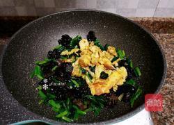菠菜木耳炒鸡蛋的做法图解12