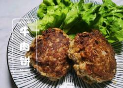 汉堡肉饼配米饭更赞