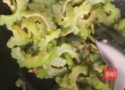 苦尽甘来之苦瓜炒蛋的做法图解6