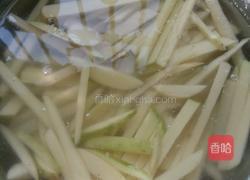 空气炸锅薯条的做法图解2