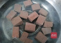 韭菜炒鸭血的做法图解5