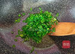 炒春季时令小土豆的做法图解7