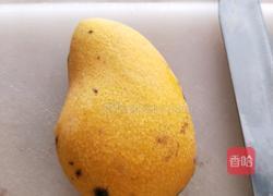 芒果酸奶的做法图解1