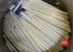 牛筋面拌黄瓜（麻酱）的做法图解1