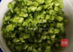 苦瓜鸡蛋饼的做法图解2