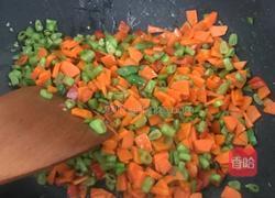 彩椒炒饭的做法图解9