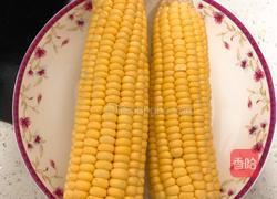 煮玉米的做法图解1