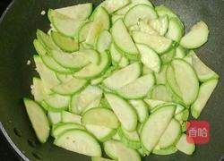 西葫芦炒肉的做法图解8