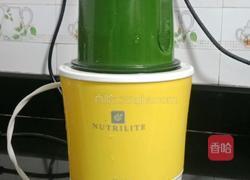 芹菜芝麻鸡蛋饼的做法图解2