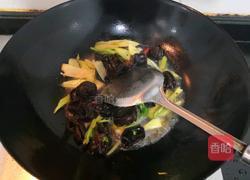 爆炒西芹木耳的做法图解18