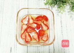 草莓啤酒的做法图解3