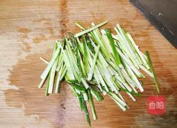 芦笋胡萝卜炒肉丝的做法图解3
